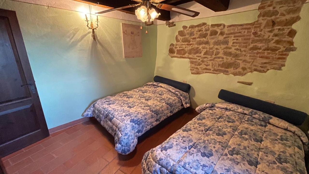 Castello Di Gaiche Apartment Collebaldo Екстериор снимка